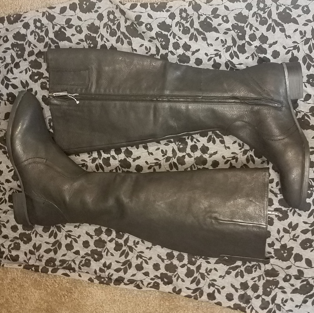 Nine West Black Leather Knee High Riding Boot
